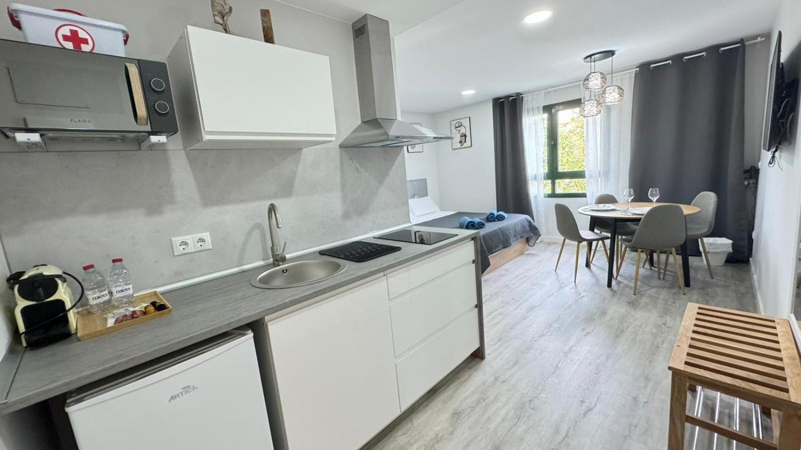 Versus Apartments Near City Of Arts III Валенсия Екстериор снимка